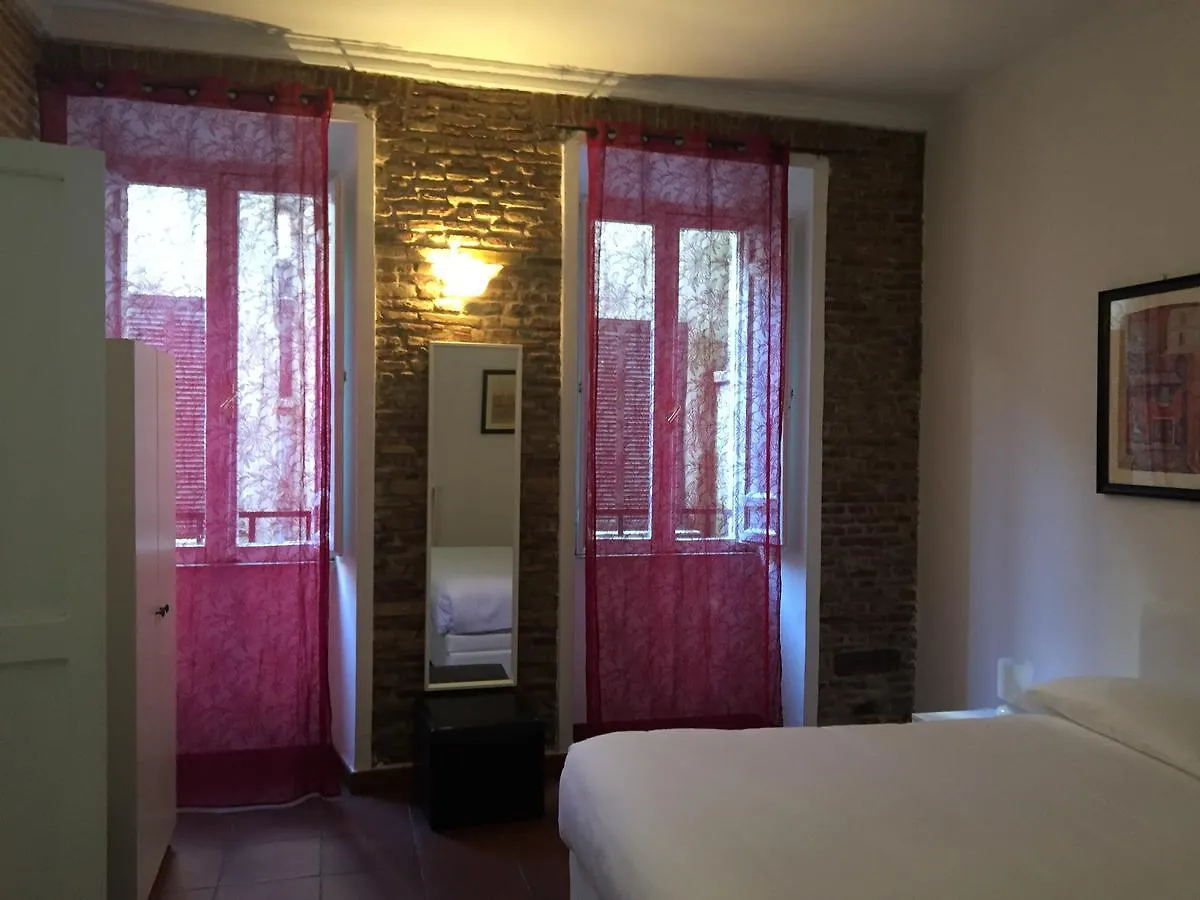 Domus Coronari Rome Guest house